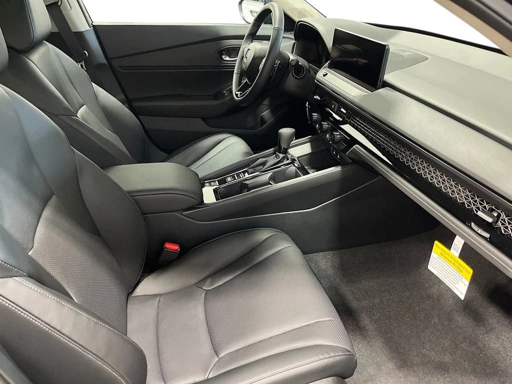 Honda Accord Hybrid EX-L Sedan 2026 — side view