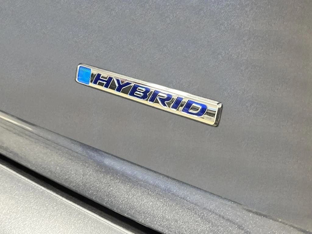 Honda Accord Hybrid EX-L Sedan 2026 — side view