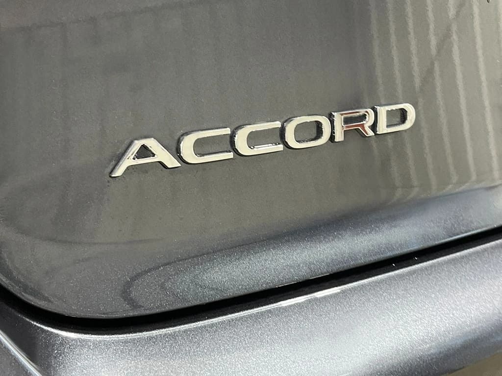 Honda Accord Hybrid EX-L Sedan 2026 — side view