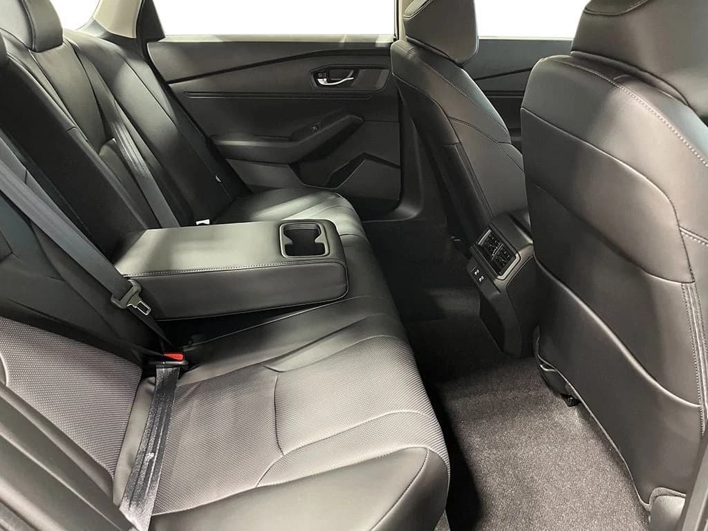 Honda Accord Hybrid EX-L Sedan 2026 — side view