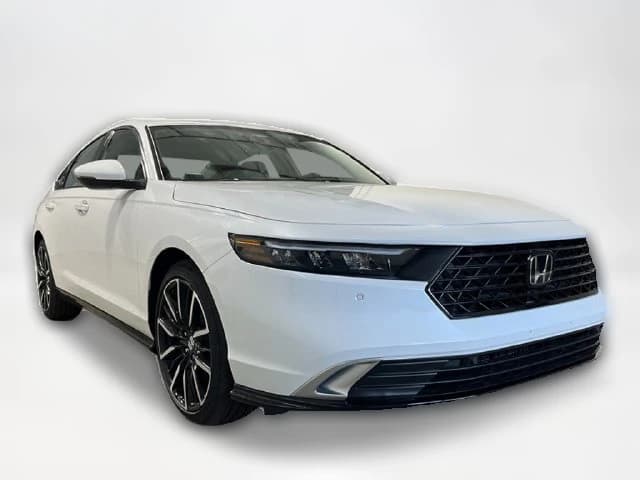 Honda Accord Hybrid Touring Sedan 2026 — side view