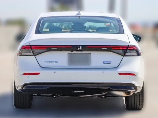 Honda Accord Hybrid Touring Sedan 2026 — side view
