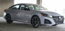 Nissan Altima SR FWD 2026 — side view
