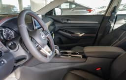 Nissan Altima SR FWD 2026 — side view