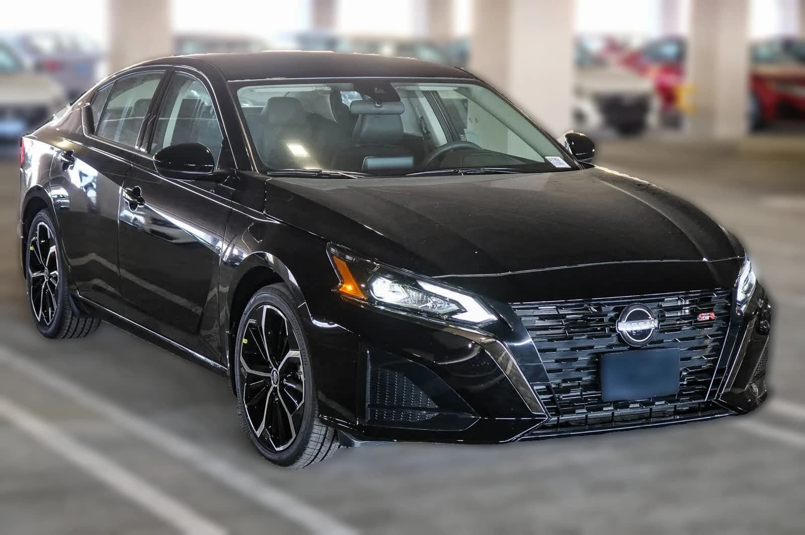 Nissan Altima SR FWD 2026 — side view