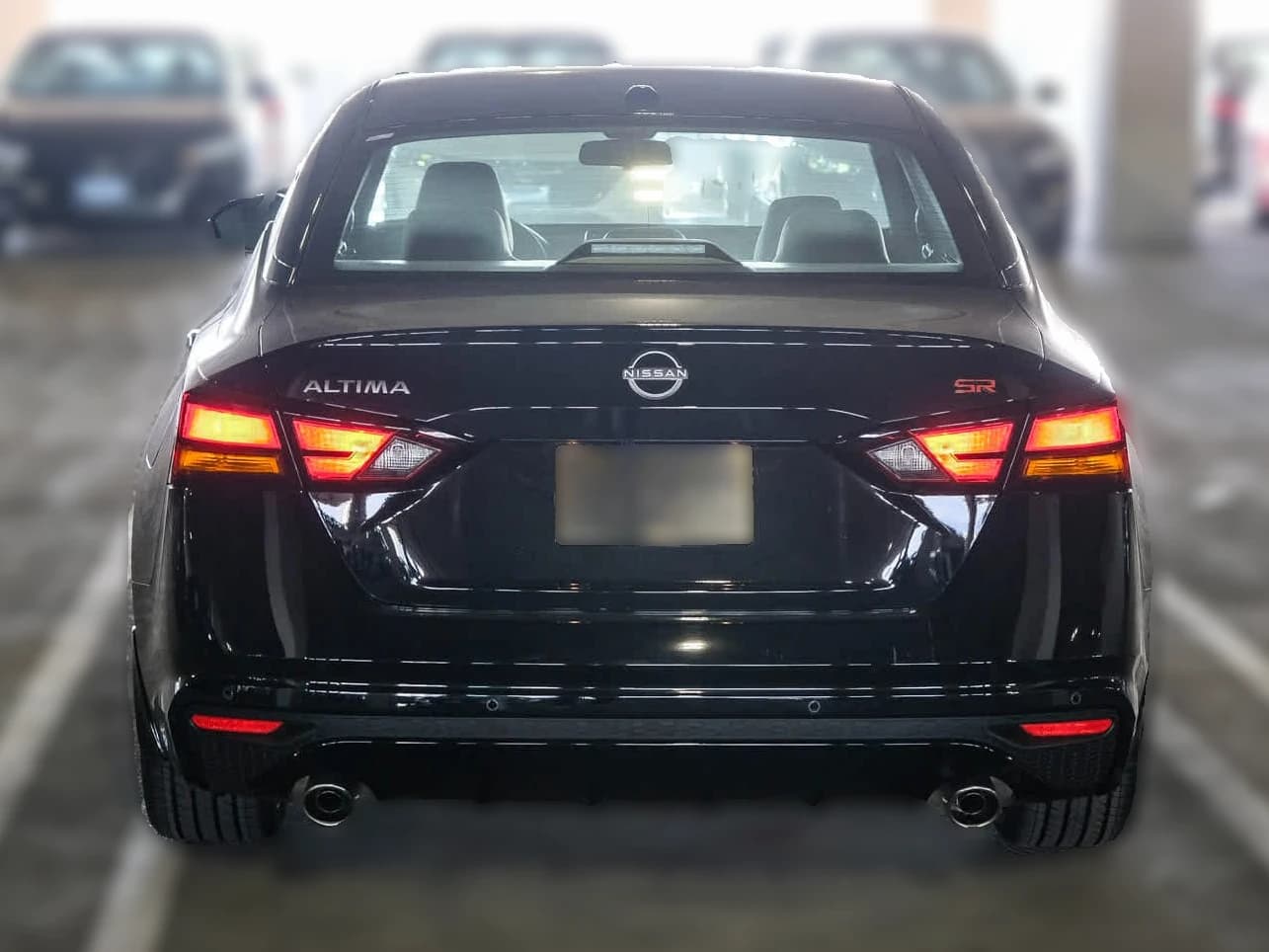 Nissan Altima SR FWD 2026 — side view