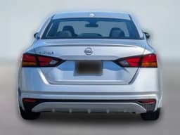 Nissan Altima SV FWD 2025 — side view