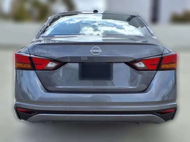Nissan Altima SV FWD 2026 — side view