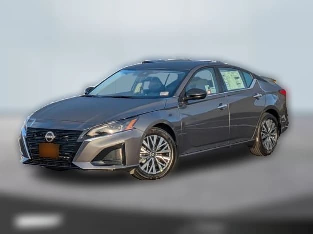 Nissan Altima SV FWD 2025 — side view
