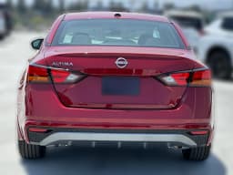 Nissan Altima SV FWD 2026 — side view