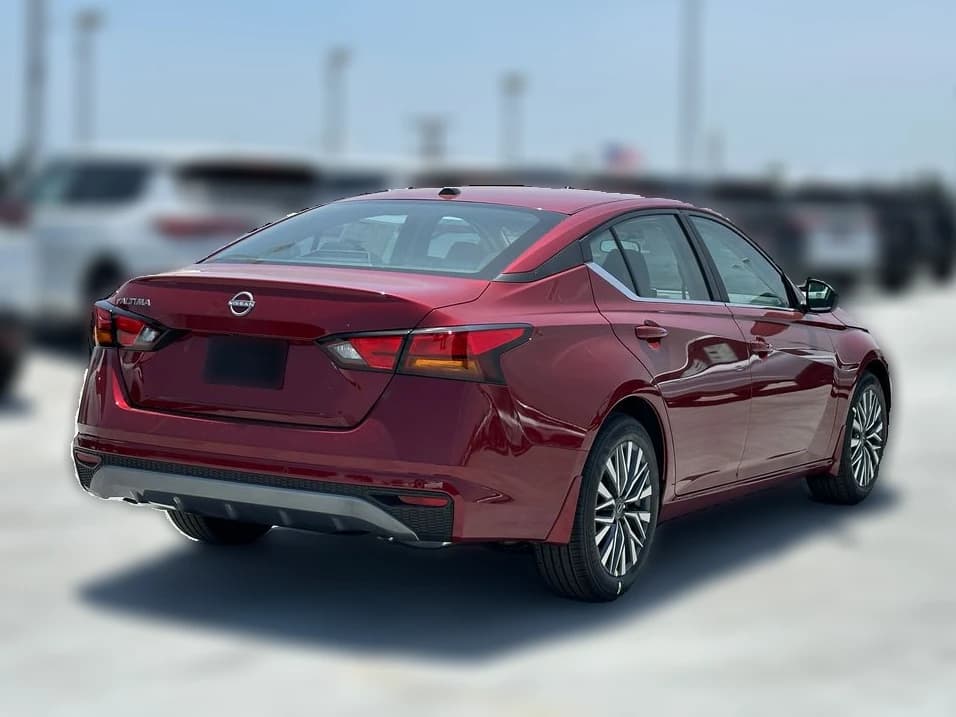 Nissan Altima SV FWD 2026 — side view