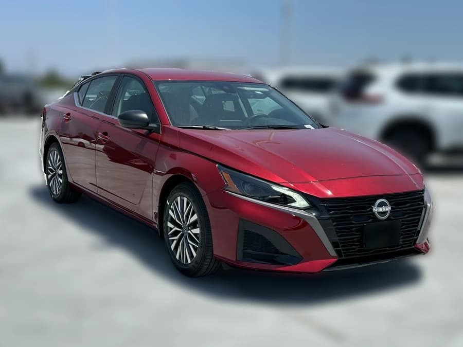 Nissan Altima SV FWD 2026 — side view