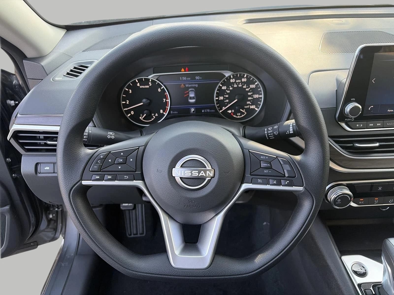 Nissan Altima SV FWD 2026 — side view