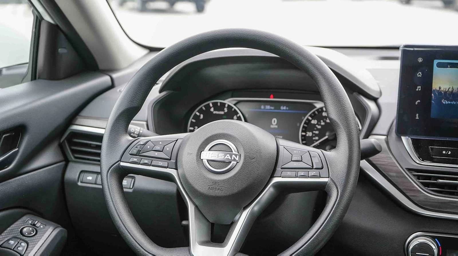 Nissan Altima SV FWD 2026 — side view