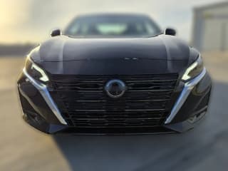 Nissan Altima SV FWD