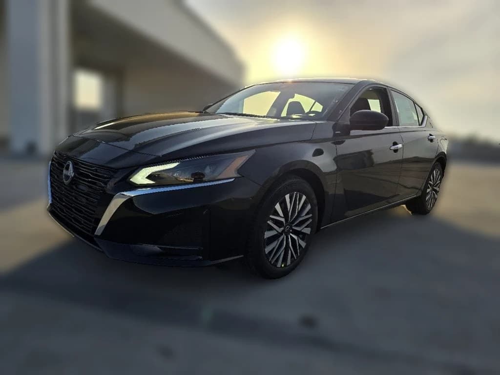Nissan Altima SV FWD 2026 — side view
