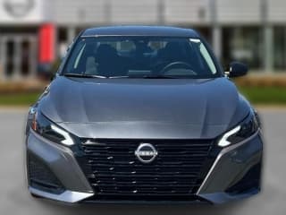 Nissan Altima SV FWD
