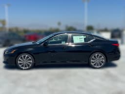 Nissan Altima SV FWD 2026 — side view