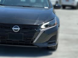 Nissan Altima SV FWD 2026 — side view