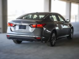 Nissan Altima SV FWD 2026 — side view