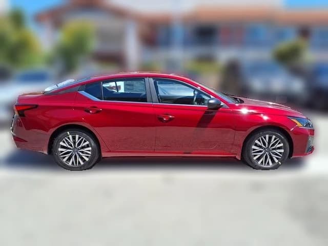 Nissan Altima SV FWD 2026 — side view