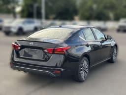 Nissan Altima SV FWD 2026 — side view