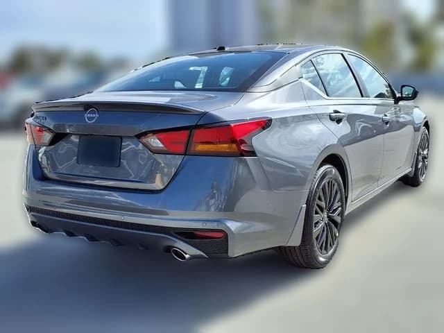 Nissan Altima SV FWD 2026 — side view