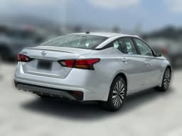 Nissan Altima SV FWD 2026 — side view