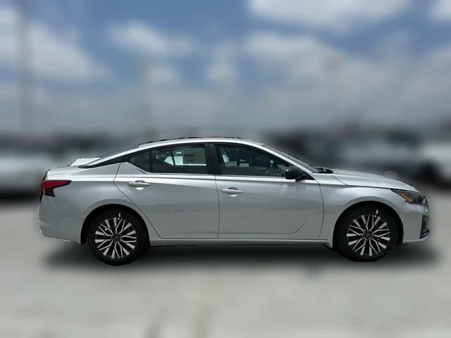 Nissan Altima SV FWD 2026 — side view