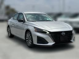 Nissan Altima SV FWD 2026 — side view