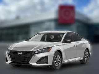 Nissan Altima SV FWD
