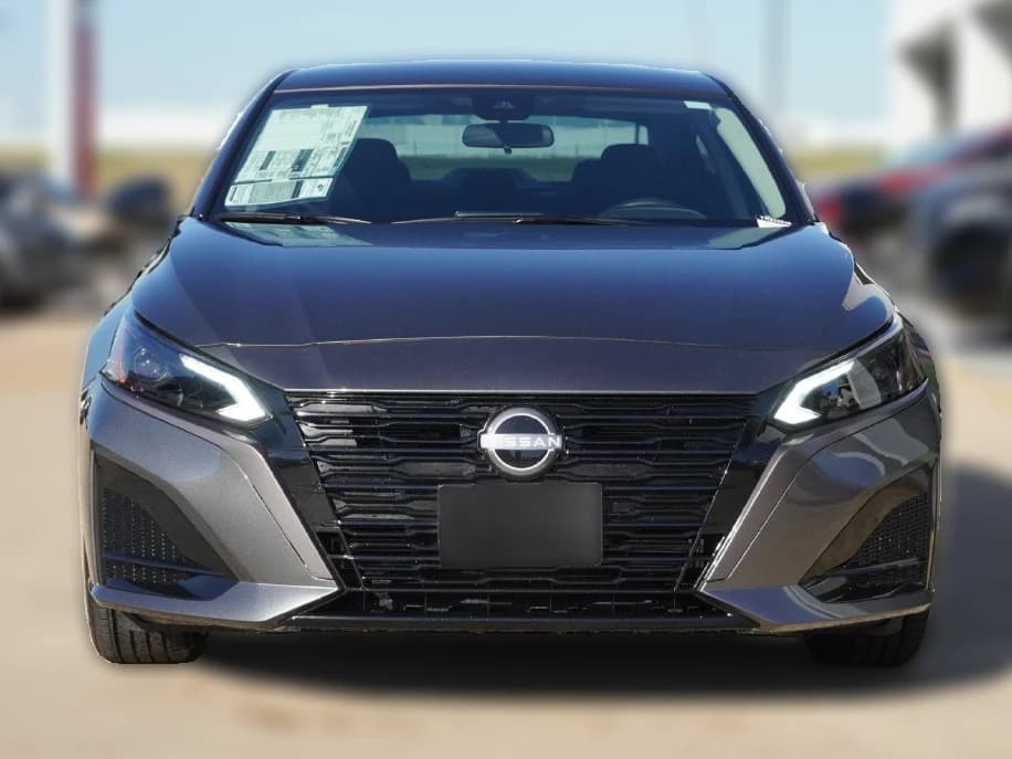 Nissan Altima SV FWD 2026 — side view