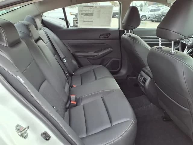 Nissan Altima SV FWD 2026 — side view