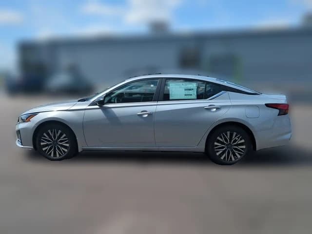 Nissan Altima SV FWD 2026 — side view