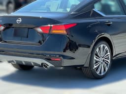 Nissan Altima SV FWD 2026 — side view