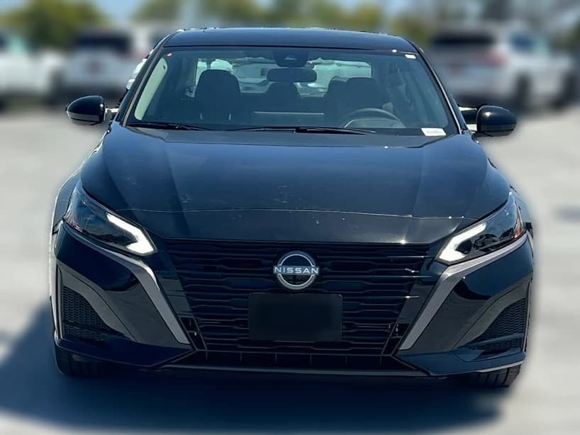 Nissan Altima SV FWD 2026 — side view
