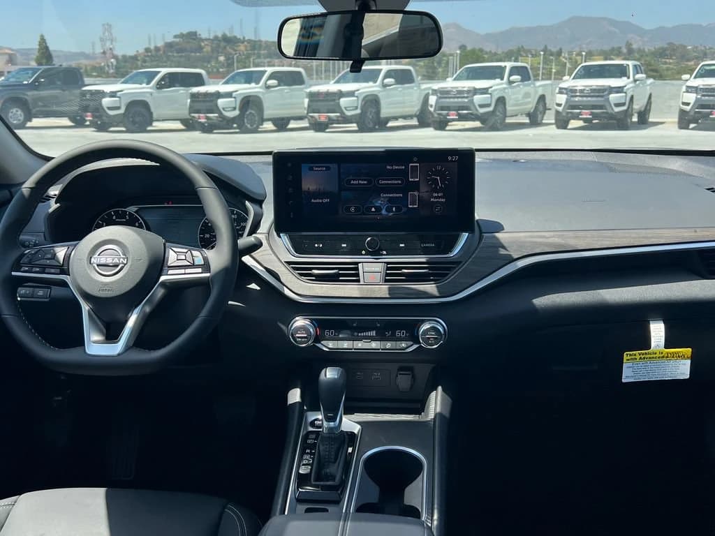 Nissan Altima SV FWD 2026 — side view