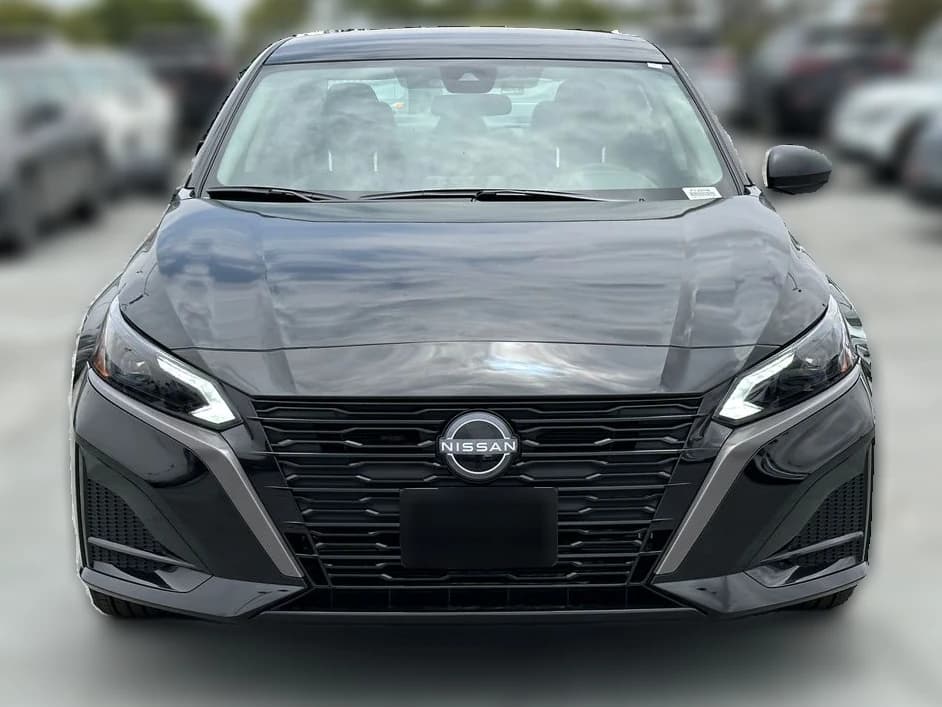 Nissan Altima SV FWD 2026 — side view