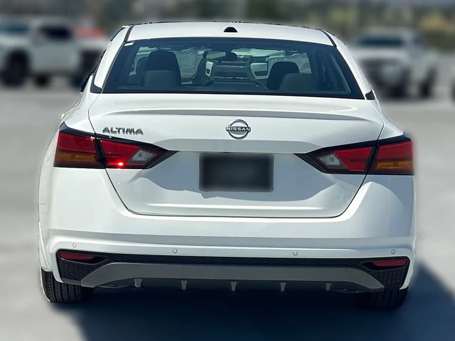 Nissan Altima SV FWD 2026 — side view