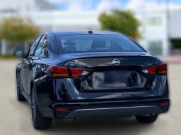 Nissan Altima SV FWD 2026 — side view