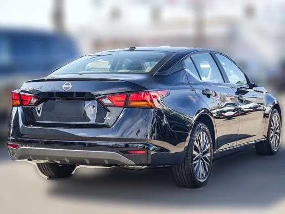 Nissan Altima SV AWD 2026 — side view