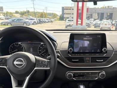 Nissan Altima SV AWD 2026 — side view