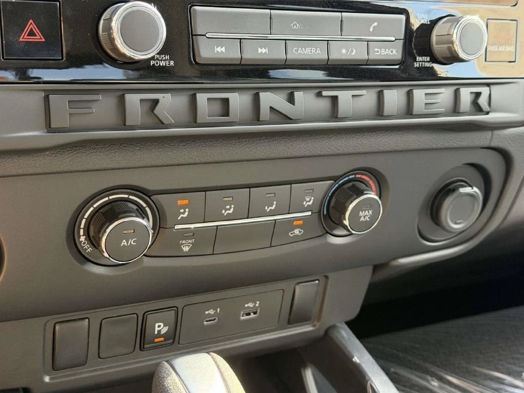Nissan Frontier S King Cab 4x4 2027 — side view