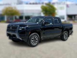 Nissan Frontier SV Crew Cab 4x2