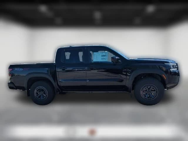 Nissan Frontier PRO-4X Crew Cab 4x4 2027 — side view