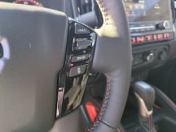 Nissan Frontier PRO-4X Crew Cab 4x4 2027 — side view