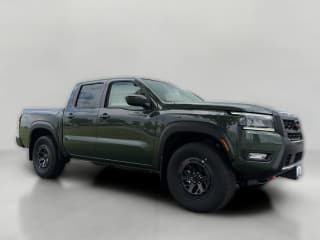 Nissan Frontier PRO-4X Crew Cab 4x4