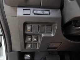 Nissan Frontier S Crew Cab 4x4 2027 — side view