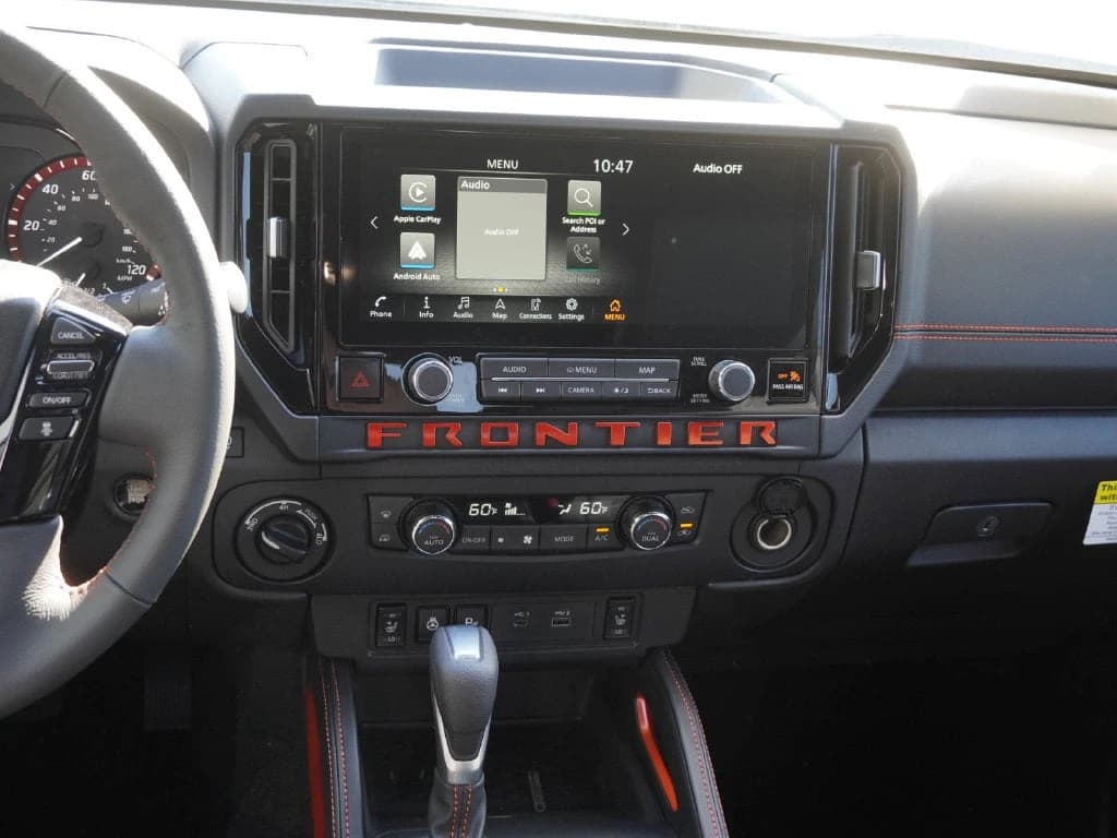 Nissan Frontier PRO-4X Crew Cab 4x4 2027 — side view
