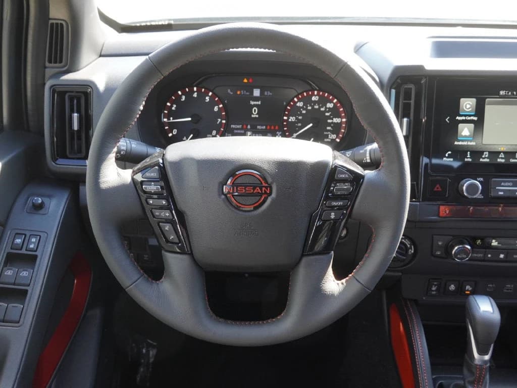 Nissan Frontier PRO-4X Crew Cab 4x4 2027 — side view